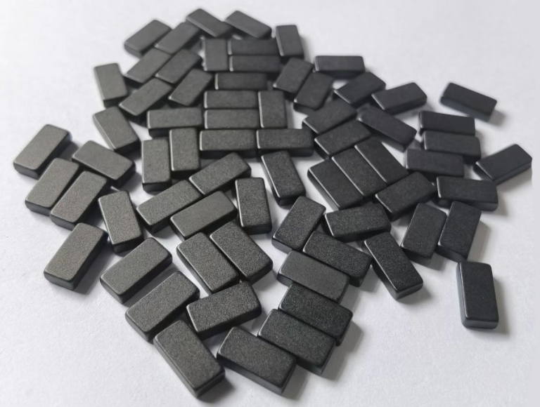 Black rectangular neodymium magnets