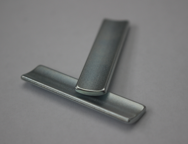 Galvanized Arc Magnet