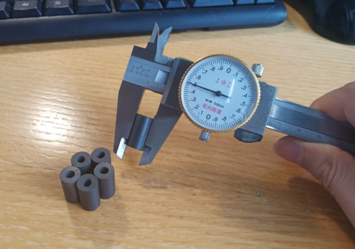9.5mm ferrite ring magnet