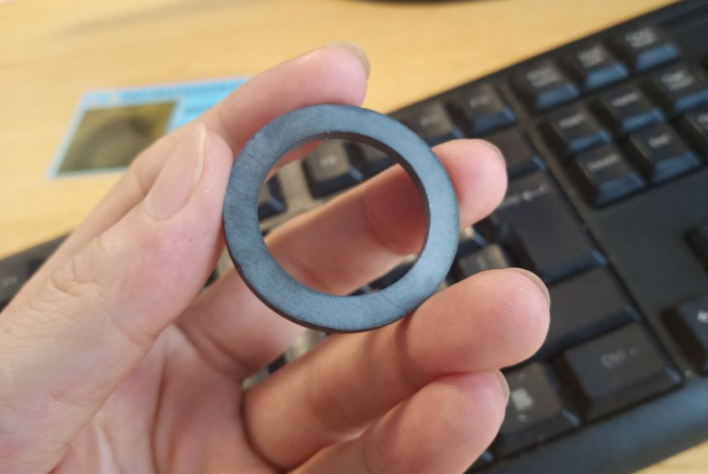 38 x 27.8 x 3.2mm ring ferrite sample photo