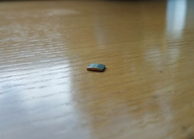 Small arc neodymium magnet