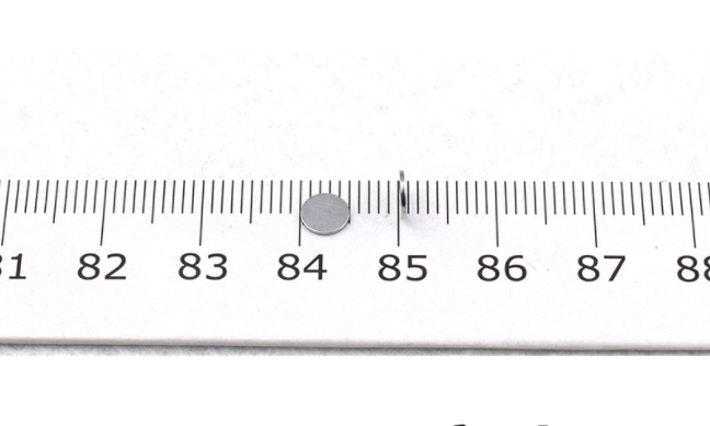 5x0.5mm strong neodymium round magnet
