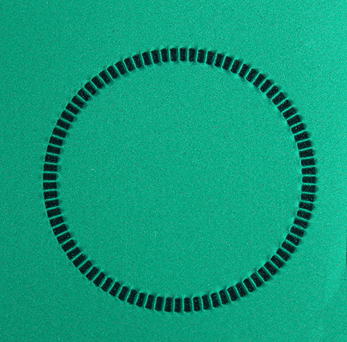 Magnetic pole distribution of a multipole ring magnet