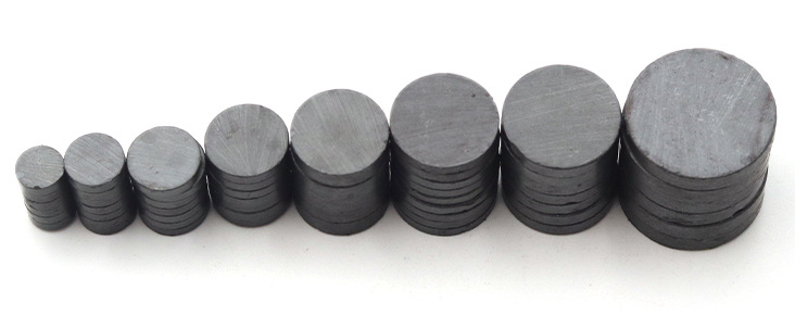 Round ferrite of large and small specifications