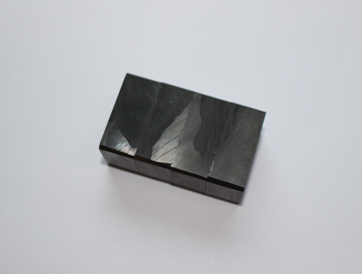 What is a high performance permanent ferrite magnet? Which manufacturers?