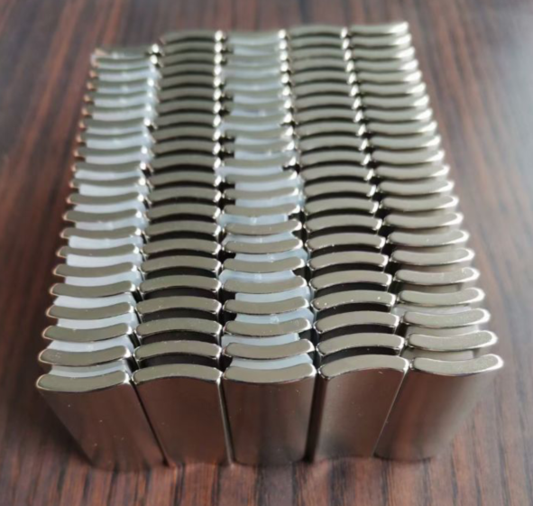 Motor neodymium arc magnet