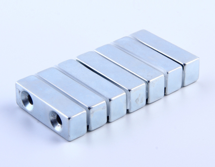 Rectangular countersunk magnet