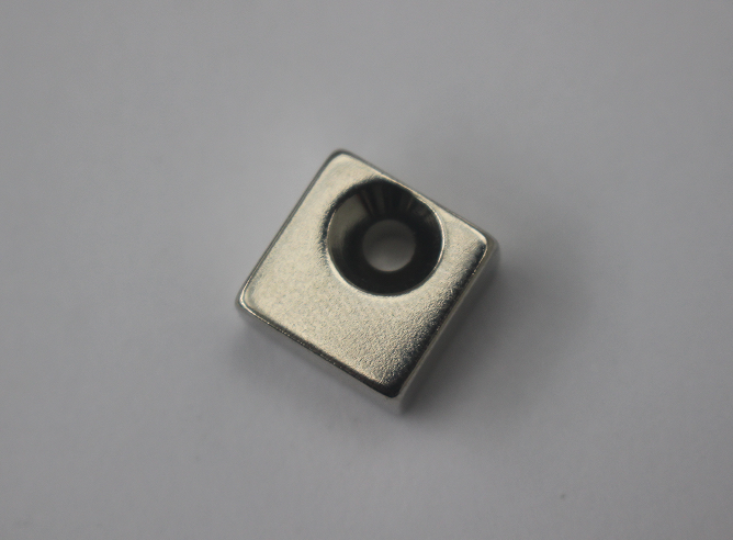 N52 special flat square neodymium countersunk magnet sample