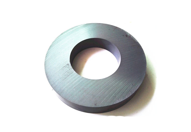 Large ferrite ring magnet