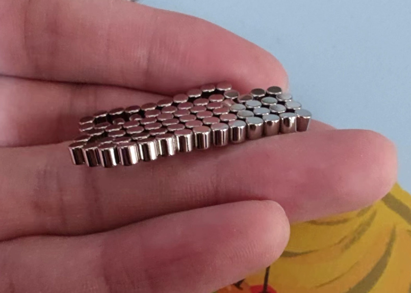 Radial cylindrical neodymium magnets