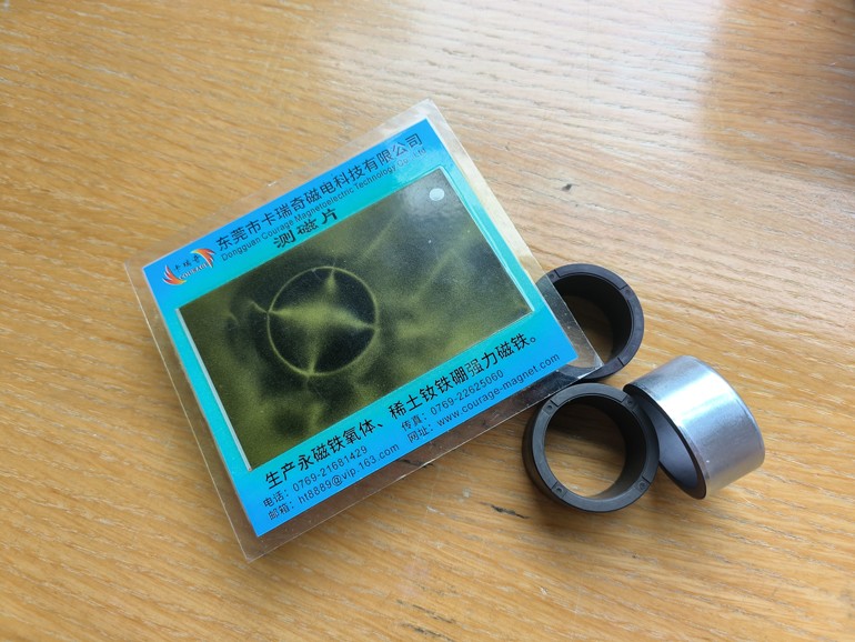 Ferrite-nylon magnets