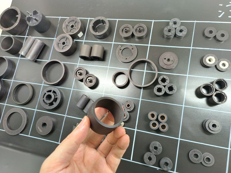 Injection molded magnet sample
