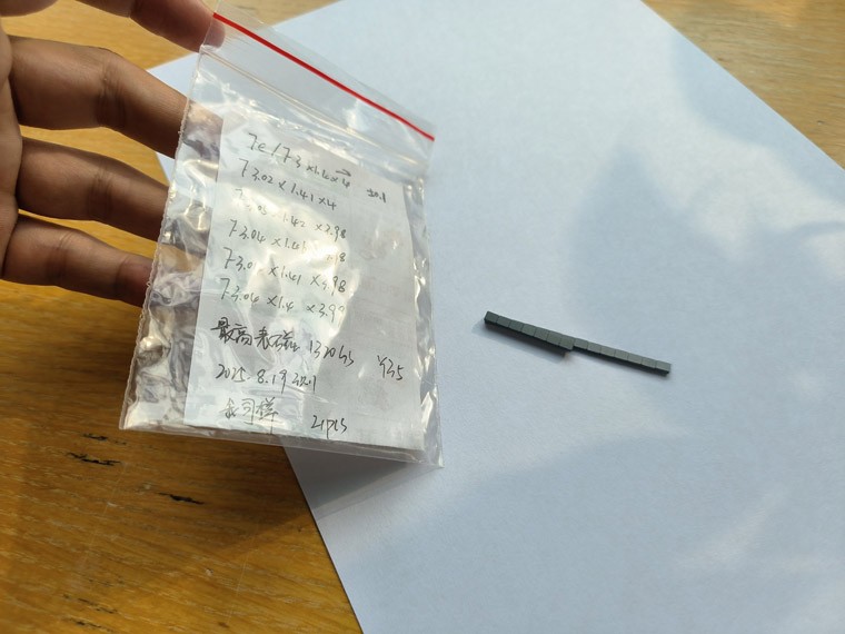 Micro-sized Ferrite Magnets